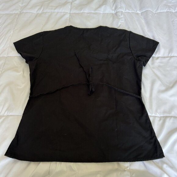 Greentown Womens Medium Scrub Top Black Pink Breast Cancer Awareness Pockets - Picture 7 of 7